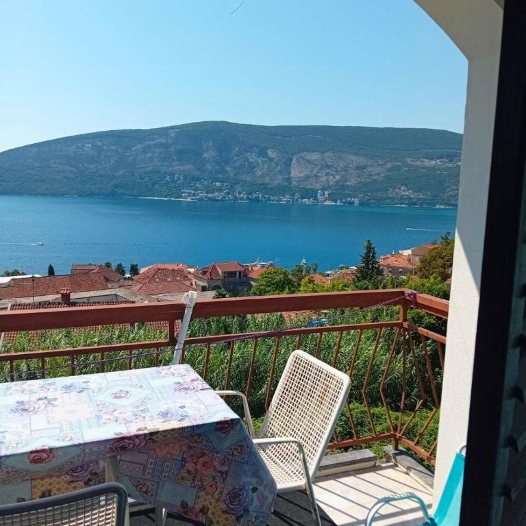 Guest House Cinderella - Standard Triple Room with Sea View - 51