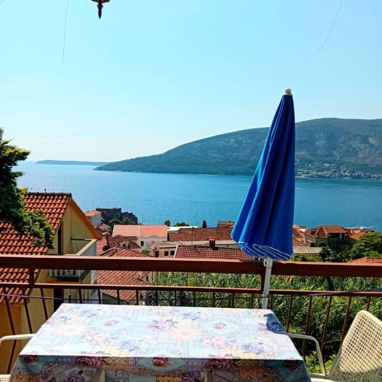 Guest House Cinderella - Standard Triple Room with Sea View - 32