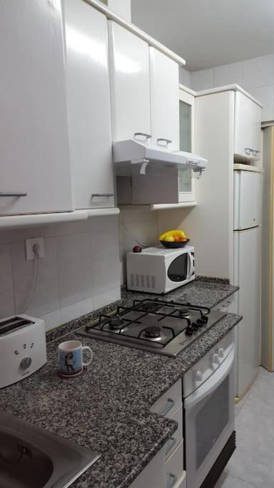 Piso con Encanto en Coruña. - Apartamento de 2 dormitorios - 33