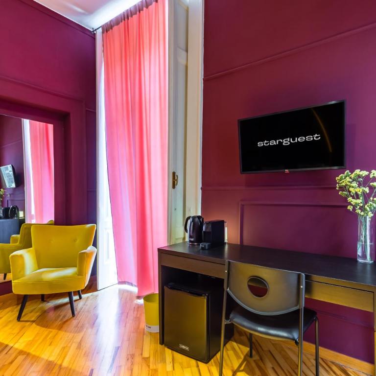 Starguest Dante - Camera Matrimoniale con Balcone - 15