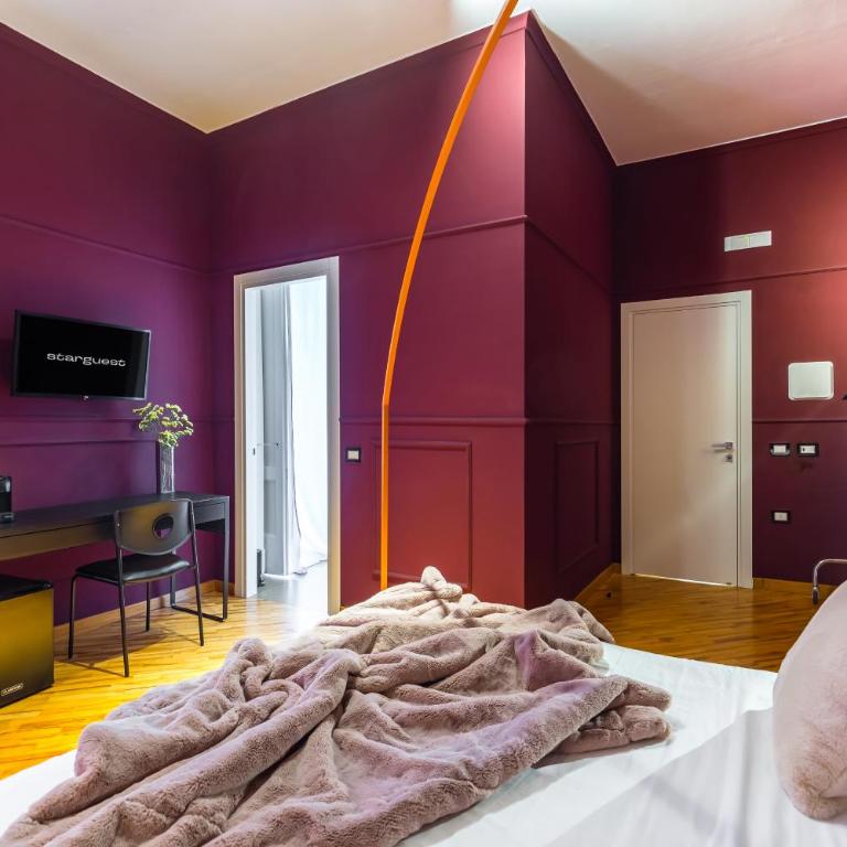 Starguest Dante - Camera Matrimoniale con Balcone - 4