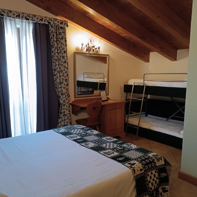 Garnì Astoria Hotel & SPA - Camera Familiare - 8