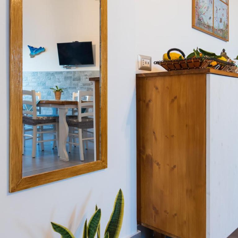 Casa de Paoli - Vista Mare Arenella, Palermo con Parcheggio Privato - Appartamento con 1 Camera da Letto - 58