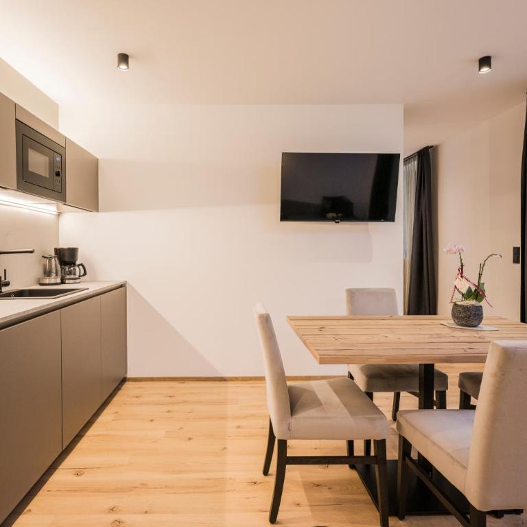 Montanaris Apartments - Apartment - 3