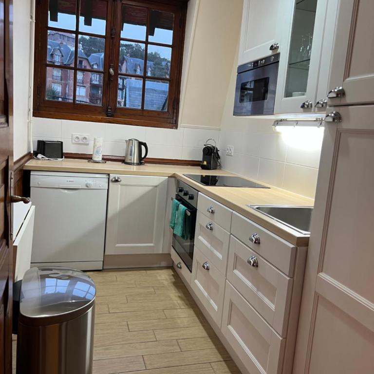 Les Grands Ducs - Deluxe Apartment - 14