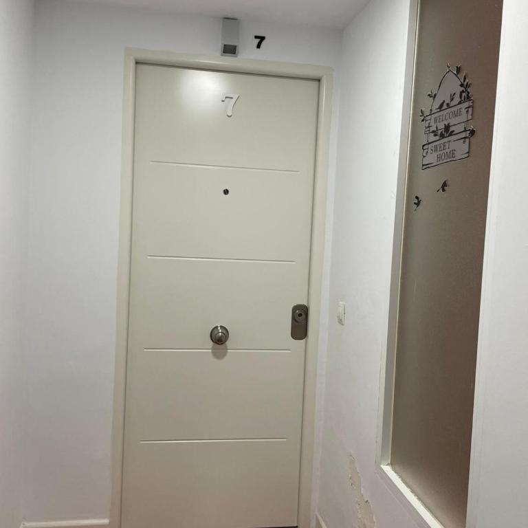 Apartamento a 50 m del mar con aire acondicionado y WiFi, Ideal familias,parejas - Apartamento de 1 dormitorio - 36
