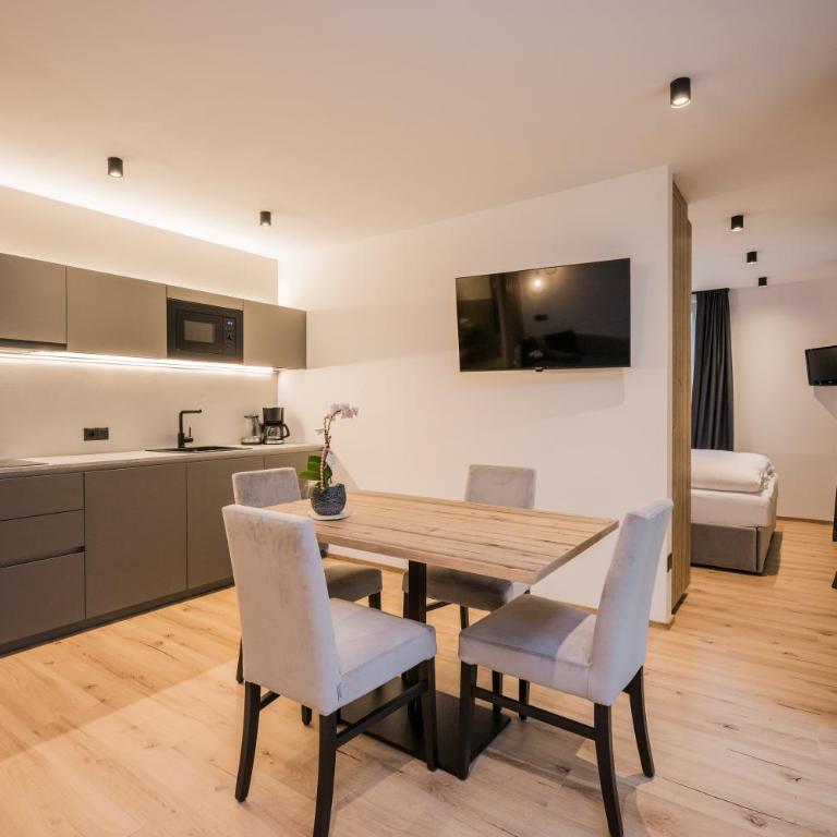 Montanaris Apartments - Apartment - 2