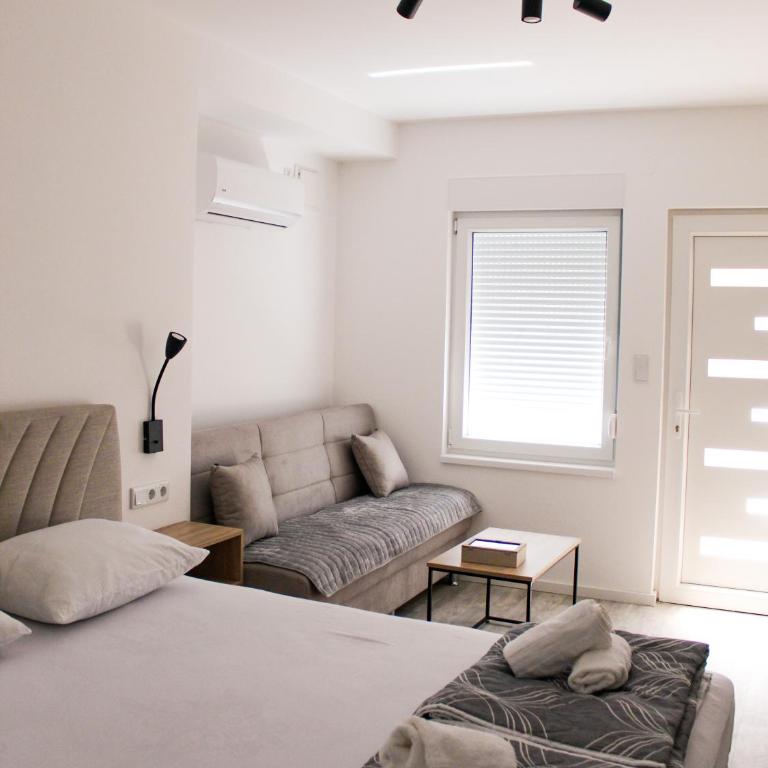 Sultan Apartments - One-Bedroom Apartment - 13