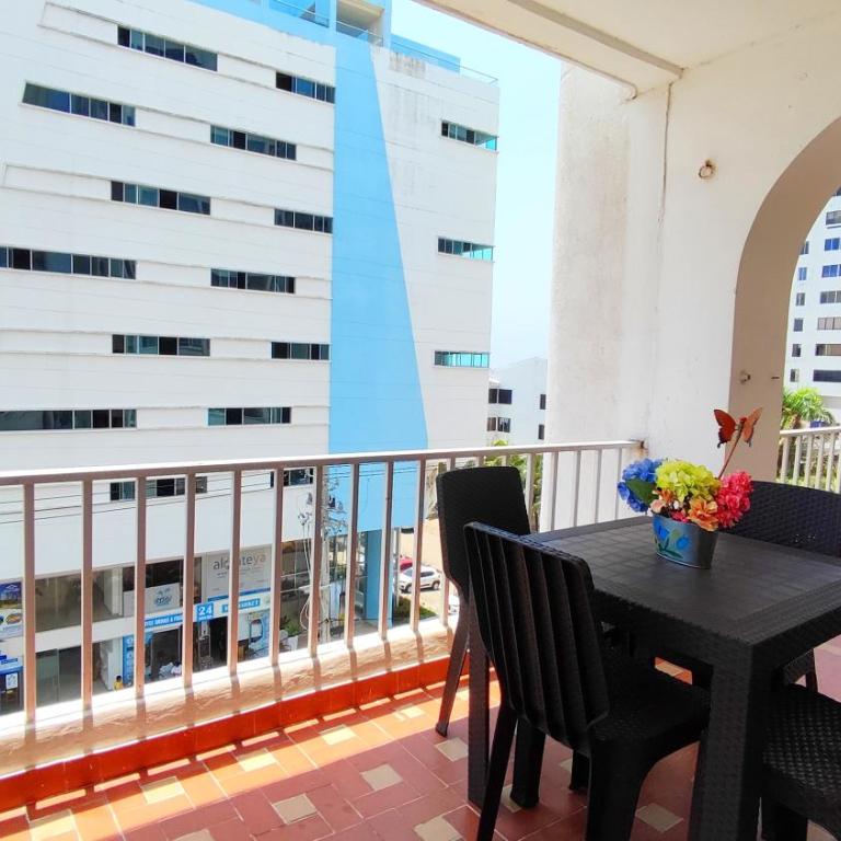 happy tours apataments el laguito - Apartamento de 2 dormitorios - 33