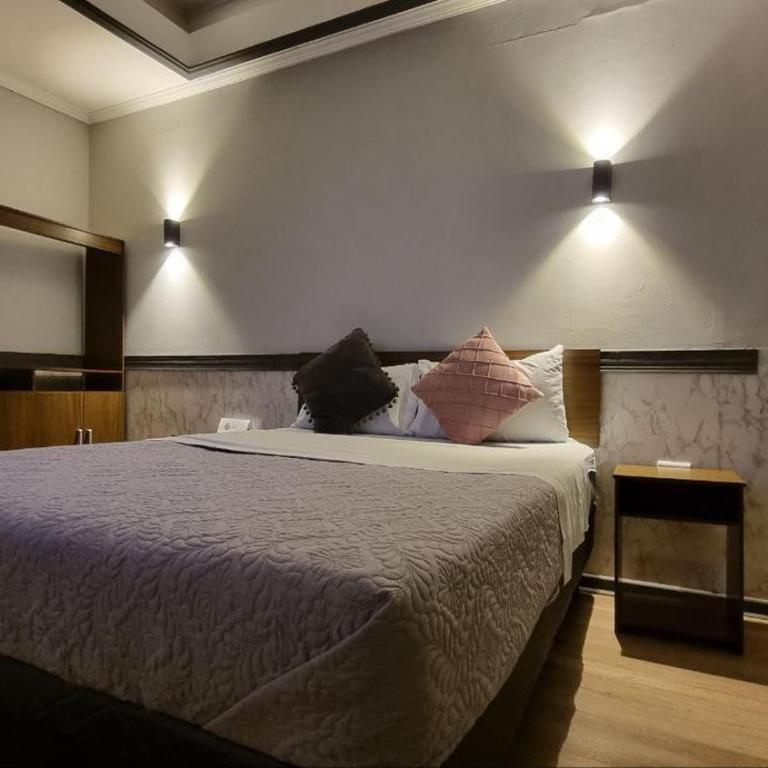 Hotel Asturias - Budget Double Room - 1