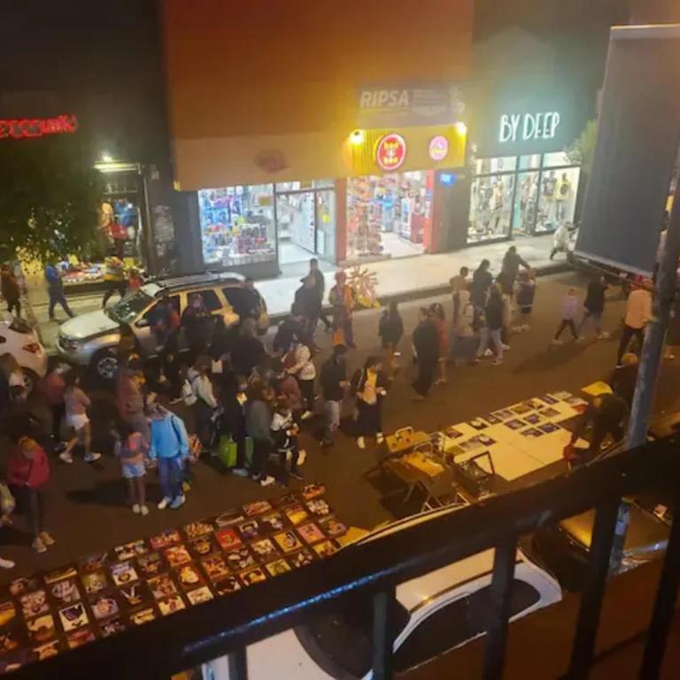 Dpto. centro en peatonal rivadavia mega luminoso - Apartamento de 1 dormitorio - 28