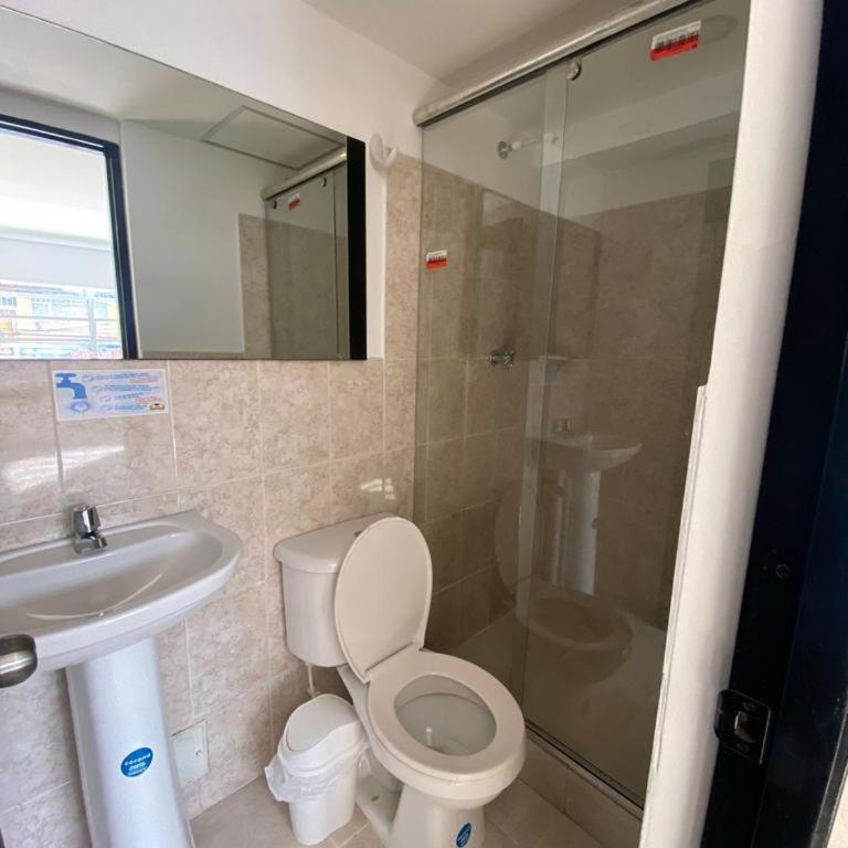 HOTEL HOME UNICENTRO - Habitación Doble Estándar - 1