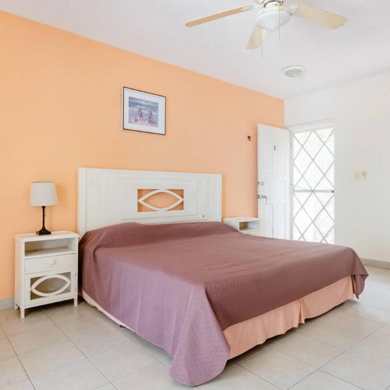 Marysol D8 beachfront next to nomads - One-Bedroom Apartment - 4