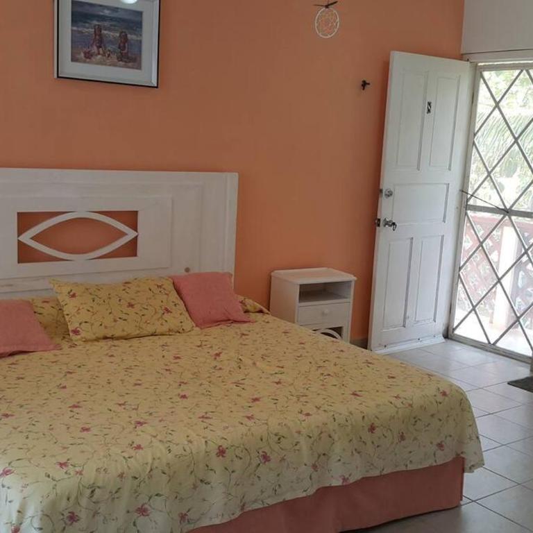 Marysol D8 beachfront next to nomads - One-Bedroom Apartment - 20