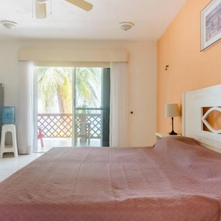 Marysol D8 beachfront next to nomads - One-Bedroom Apartment - 31