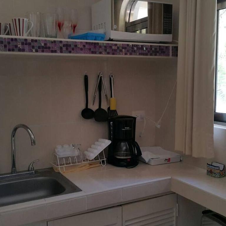 Marysol d10 private beach next to nomads - One-Bedroom Apartment - 8