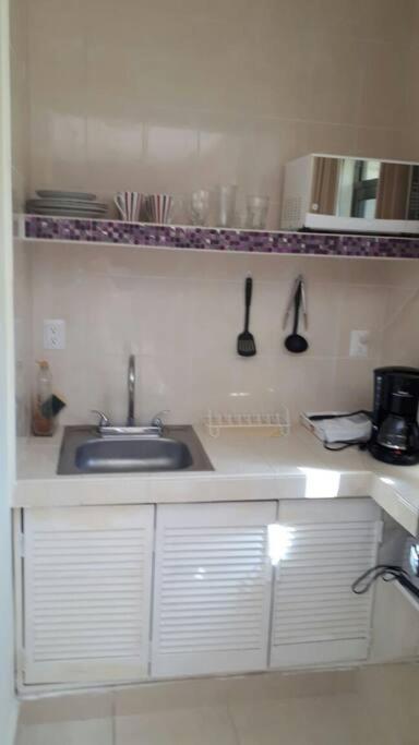 Marysol d11 private beach next to nomads - One-Bedroom Apartment - 8