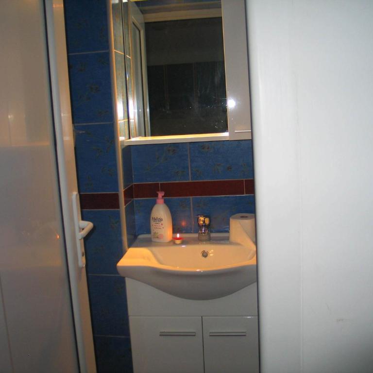 Guest House Dena - Studio with Sea View - 29