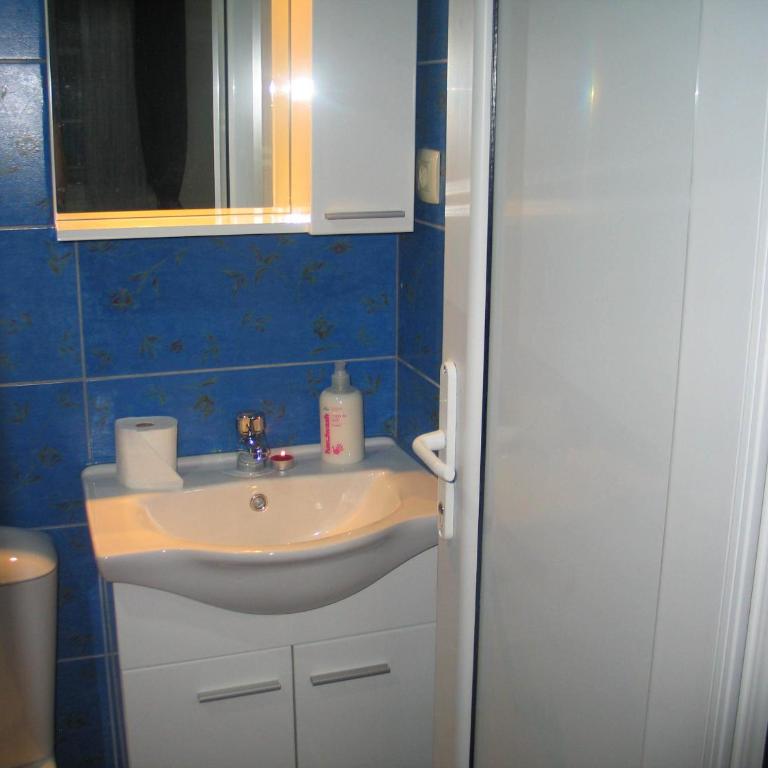 Guest House Dena - Studio with Sea View - 35