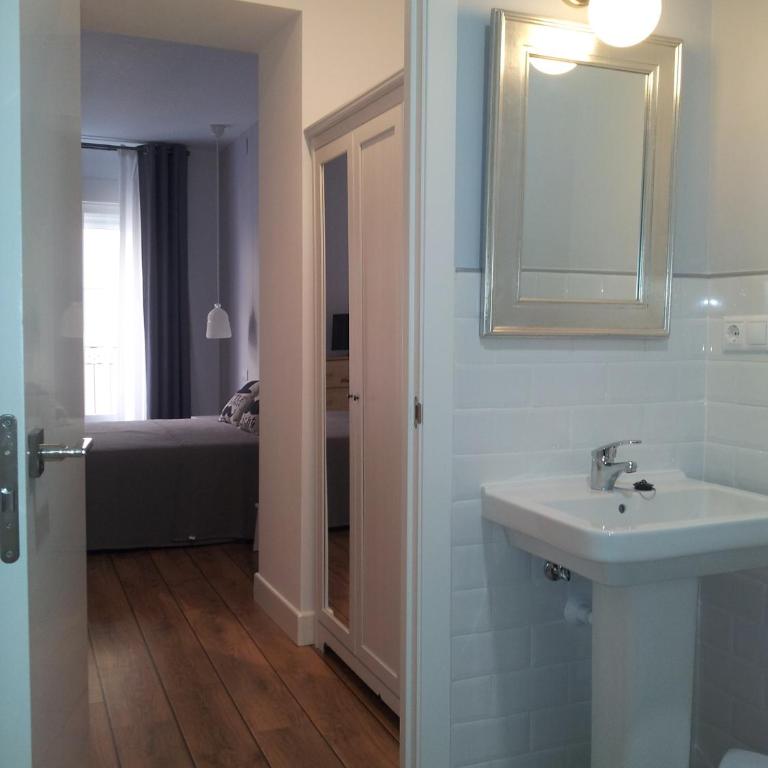 Hotel Smile & Co Hostal Boutique - Double Room - 13