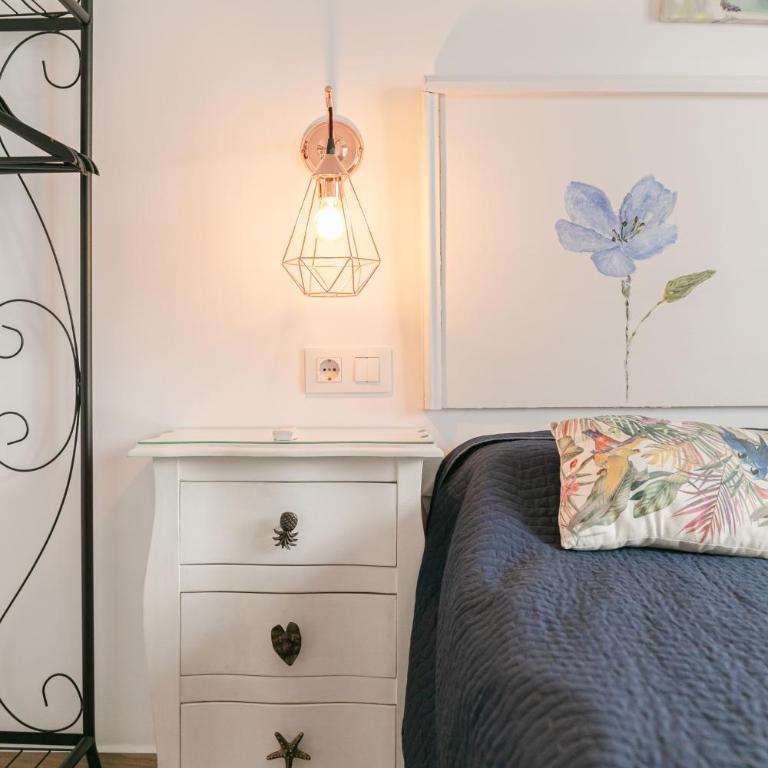 Modern & Stylish Apartment - Old Town - Two-Bedroom Apartment - 29