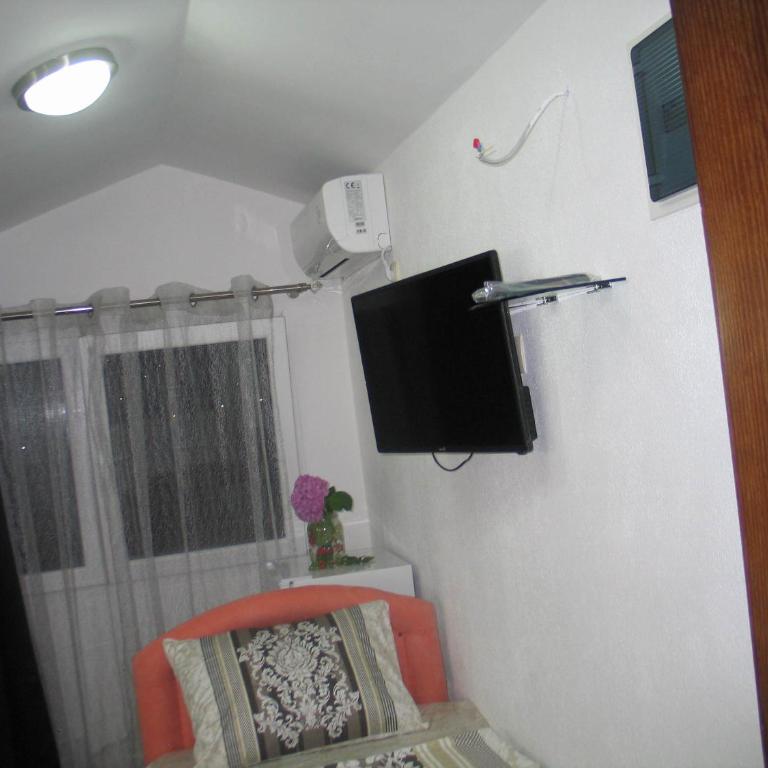 Guest House Dena - Family Room with Balcony and Sea View (2 Adults + 2 Children) - 15