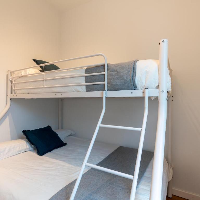 Céntrico y acogedor apartamento - Two-Bedroom Apartment - 20