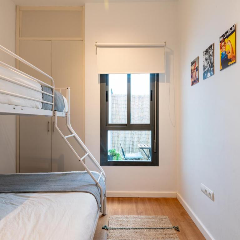 Céntrico y acogedor apartamento - Two-Bedroom Apartment - 19