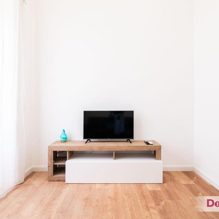 Vanvitelli Luxury By DomusExtra - Appartamento con 2 Camere da Letto - 6