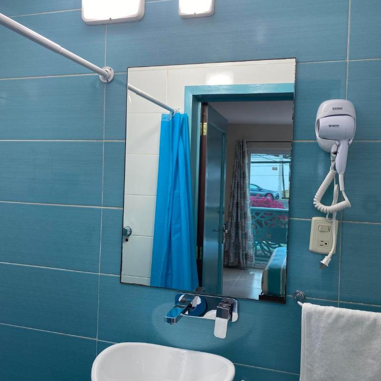 CORDIALITY INN - Habitación con cama grande - 2