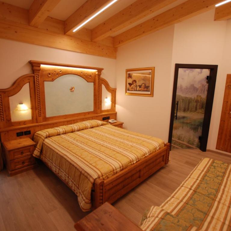 Hotel Chalet Alaska - Camera Tripla Deluxe - 4