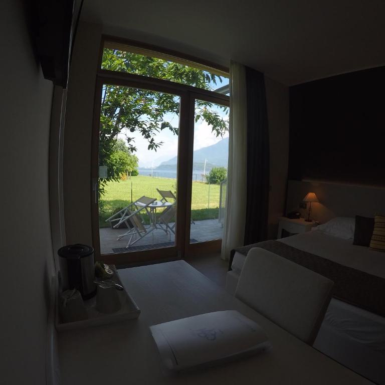 Tullio Hotel - Chambre Double ou Lits Jumeaux - Vue Latérale sur Lac - 2