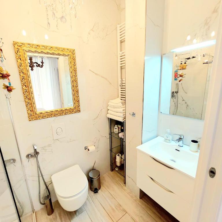 Piccolo Mondo Verona 'Deluxe Suite & Rooms' - Appartamento Superior - 13