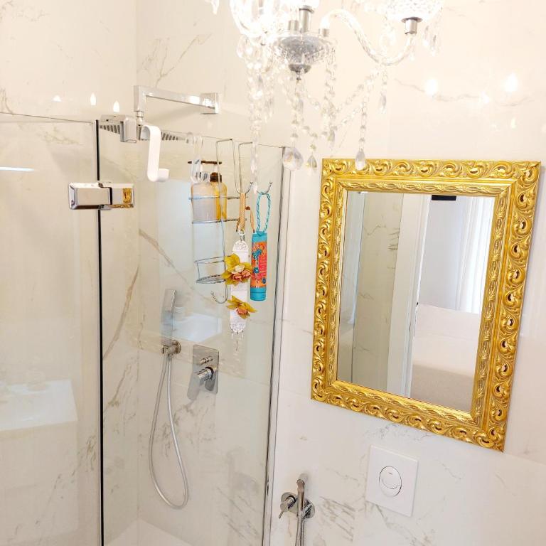 Piccolo Mondo Verona 'Deluxe Suite & Rooms' - Appartamento Superior - 8