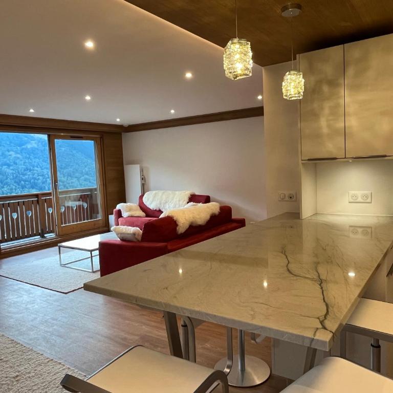 Renovated 6 pers Luxury Chalet in Meribel Centre 85m2 3BR 3BA with Mountain View and boots heater ! - Appartement 3 Chambres - 4