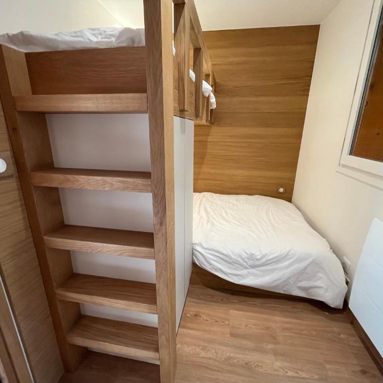 Renovated 6 pers Luxury Chalet in Meribel Centre 85m2 3BR 3BA with Mountain View and boots heater ! - Appartement 3 Chambres - 30