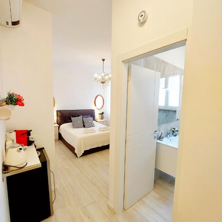 Piccolo Mondo Verona 'Deluxe Suite & Rooms' - Camera Matrimoniale Superior - 15