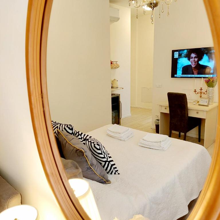 Piccolo Mondo Verona 'Deluxe Suite & Rooms' - Camera Matrimoniale Superior - 11
