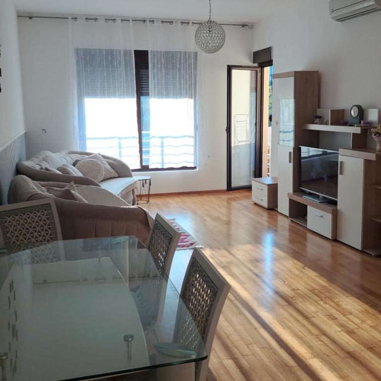 Marina Apartment - Two-Bedroom Apartment - 5