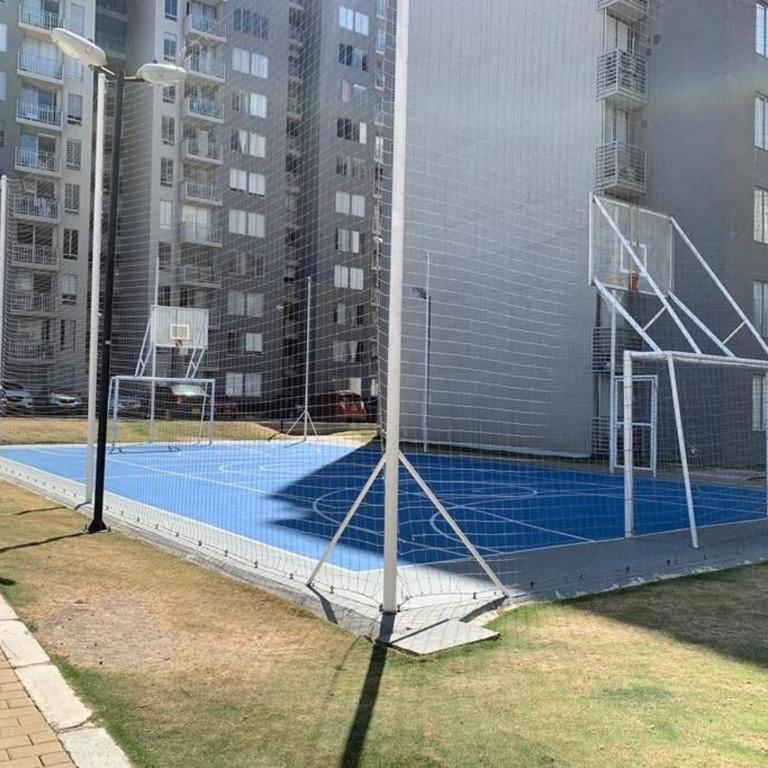 Apto con excelente Ubicación. - Apartamento de 3 dormitorios - 15