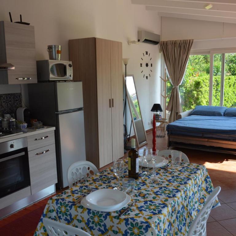 La casetta nel verde - One-Bedroom House - 15