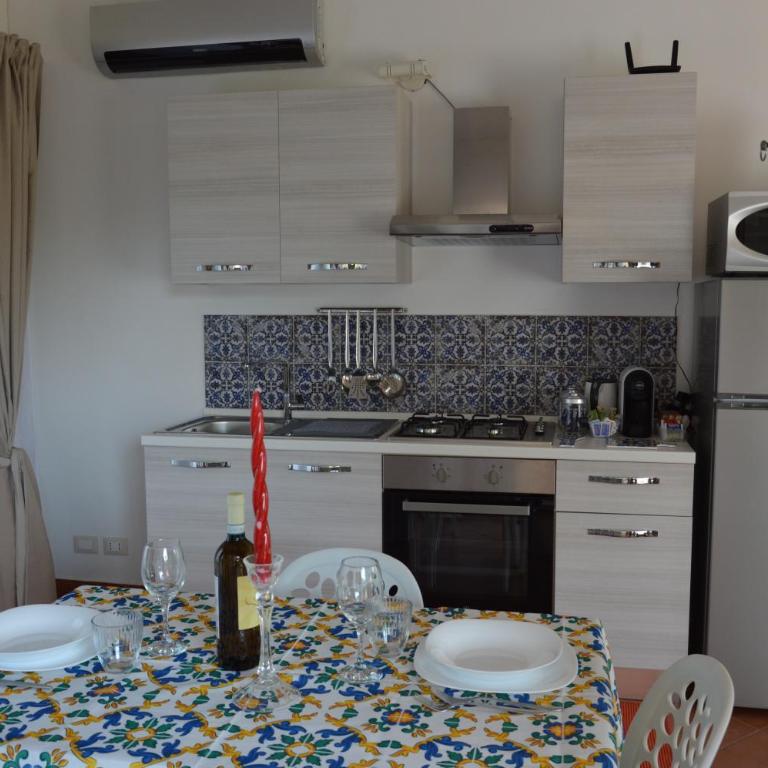 La casetta nel verde - One-Bedroom House - 22