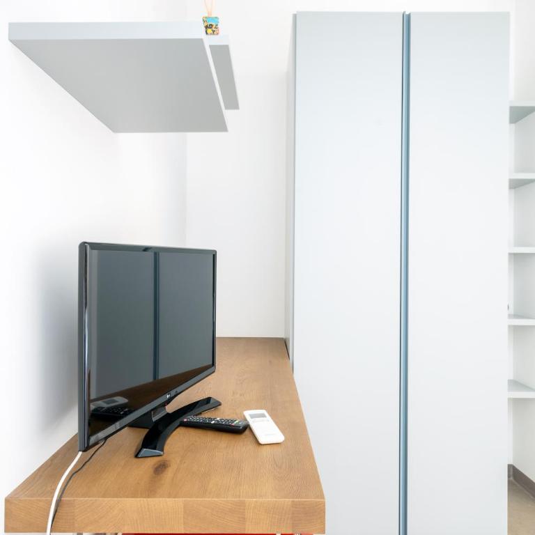Serafini Rooms - Camera King con Balcone - 10