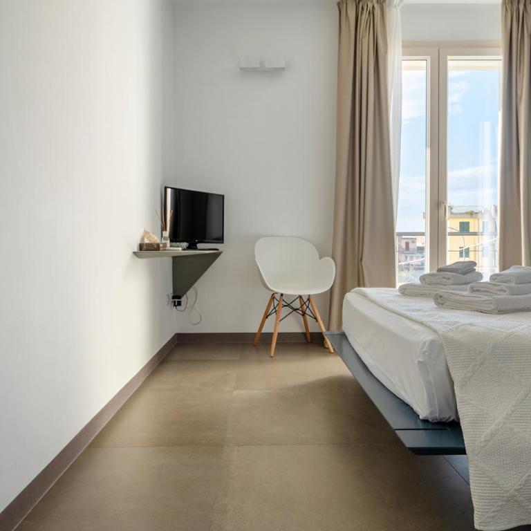 Serafini Rooms - Camera King con Balcone - 7