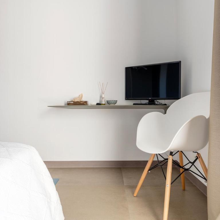 Serafini Rooms - Camera King con Balcone - 5
