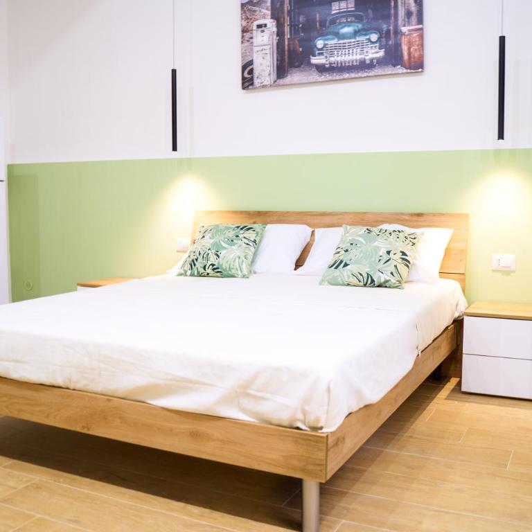 Suite N.1 [500mt da Policlinico/10min da Stazione] - One-Bedroom Apartment - 1
