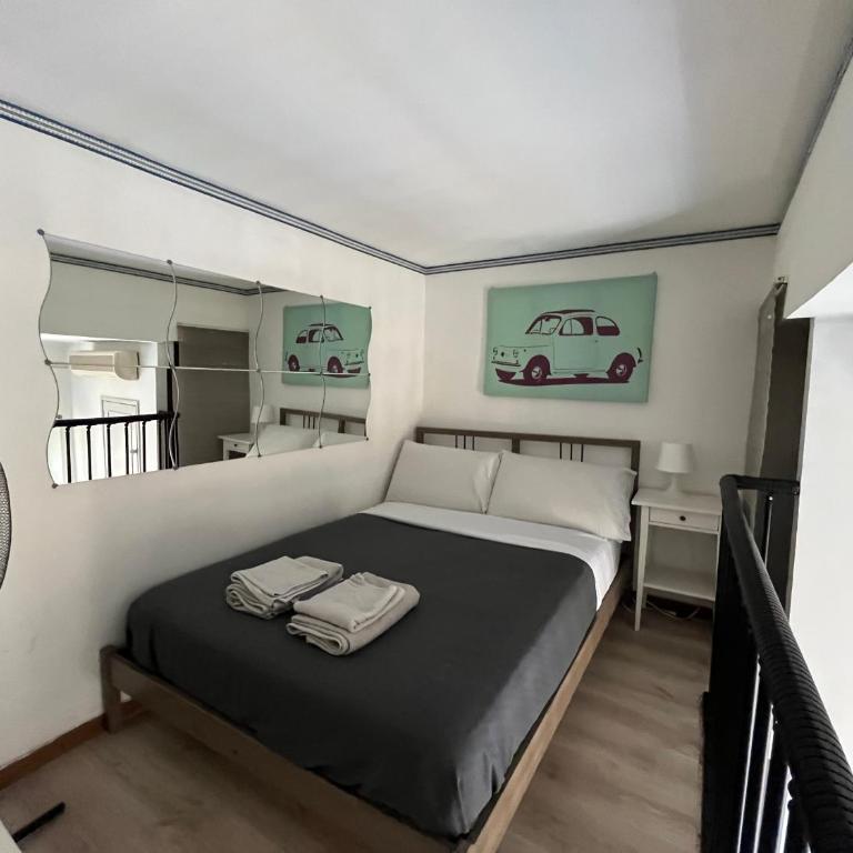 Studio flat ultimo piano in centro - Studio Duplex - 12