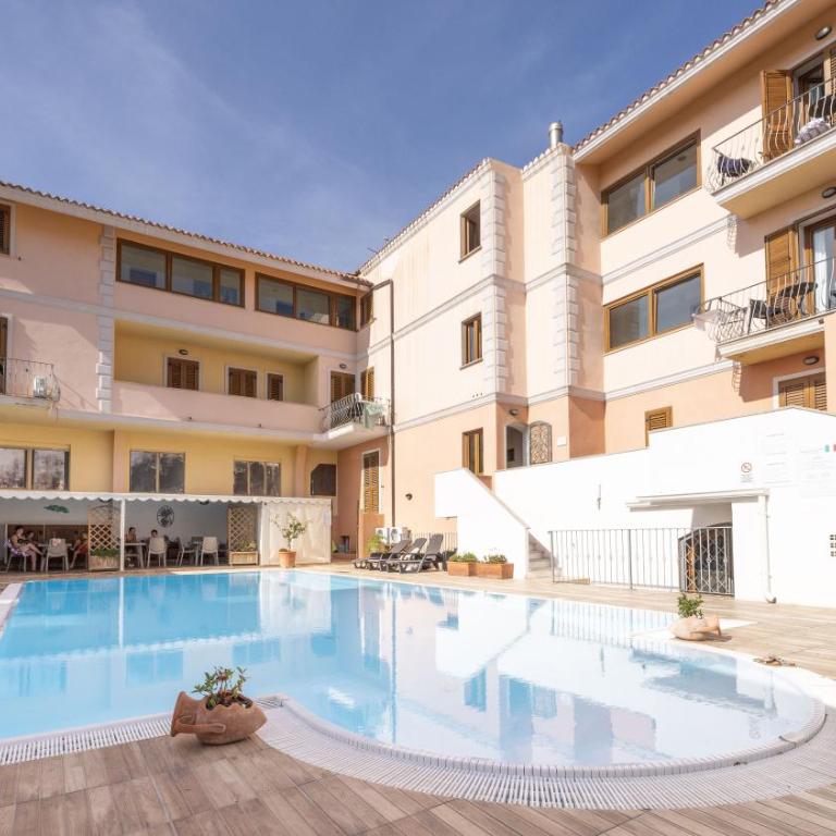Relaxing Cristal Blu Studio sleeps 4 num1494 - Apartment - 16