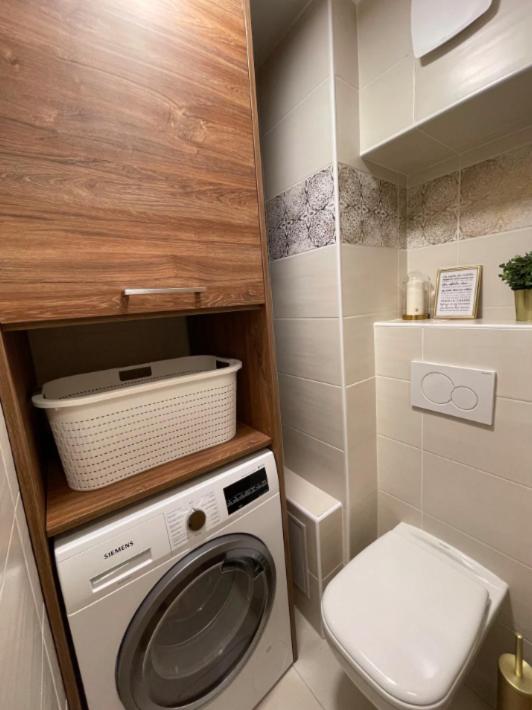 The White Bear - Appartement Spacieux et Confortable - Two-Bedroom Apartment - 7