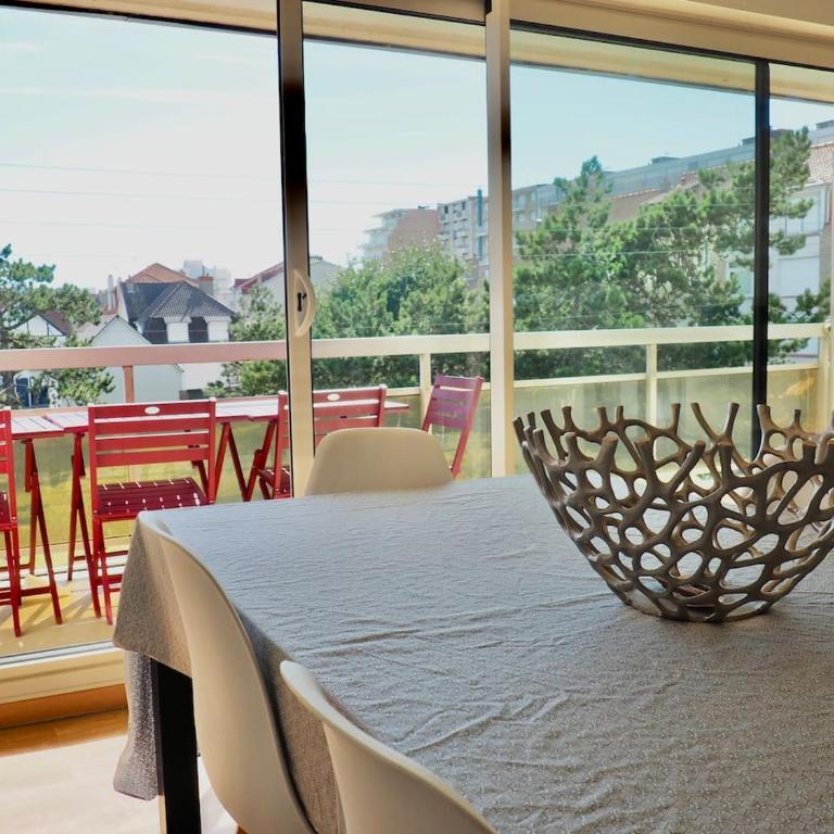 Appart T3 + parking 5 min de la plage - Two-Bedroom Apartment - 16